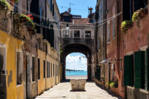 Bricola Biennale Apartments Venedig